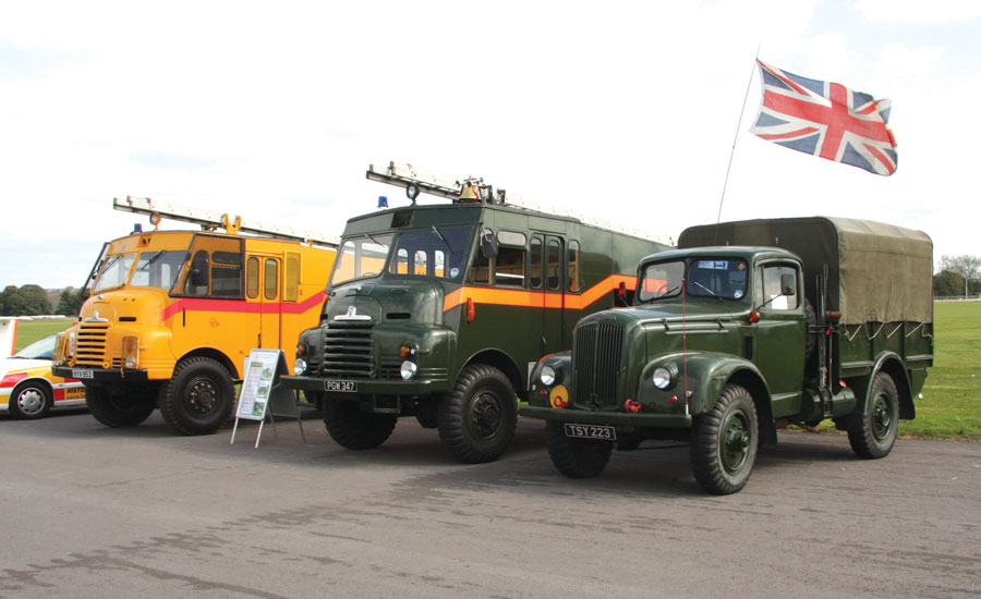 2009-military-vehicles